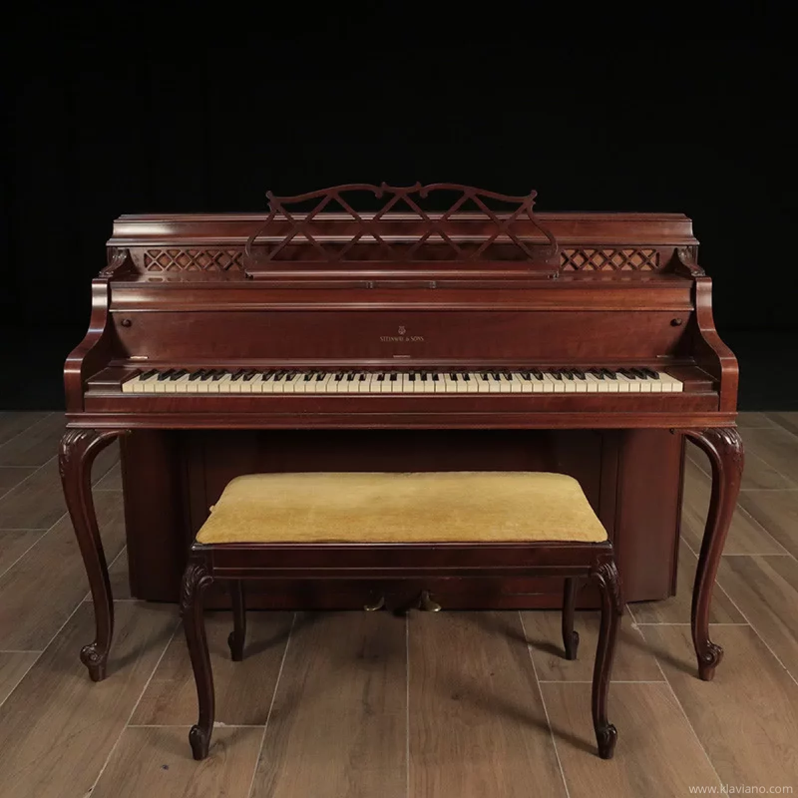 Used, Steinway & Sons, F Console