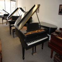 Används, Steinway & Sons, O-180