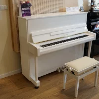 Yamaha B3e Pwh - new upright piano in white gloss finish