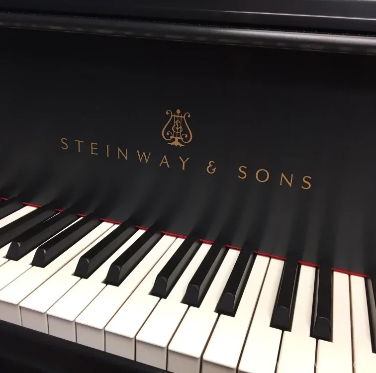 Gebraucht, Steinway & Sons, M-170