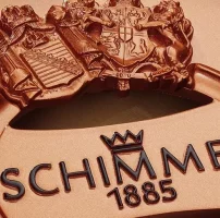 New, Schimmel, W 206 Tradition