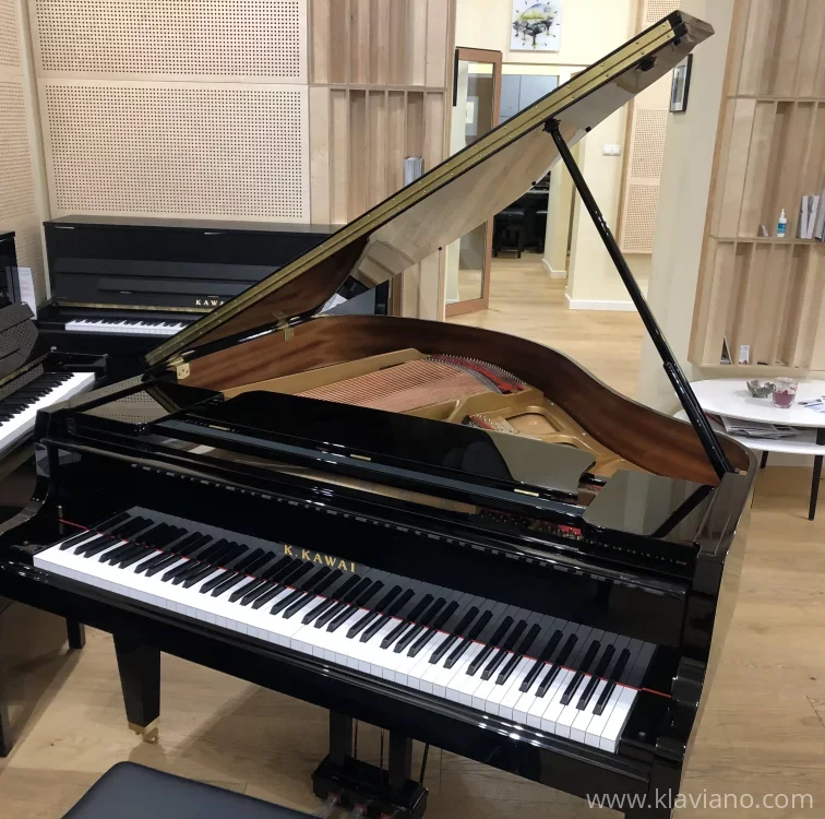 Kawai Gl-10 - fortepian gabinetowy 153 cm, czarny połysk 