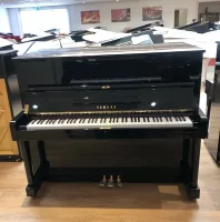 Används, Yamaha, U1