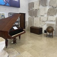 Används, Al. Hugo Lhota