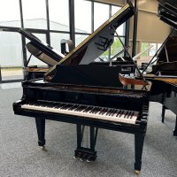 Steinway & Sons Flügel, Modell M-170