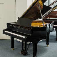 Används, Steinway & Sons, O-180