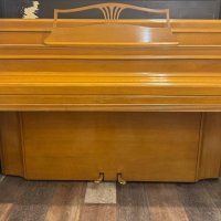 Usado, Steinway & Sons, F Console