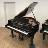 Används, Kawai, KF-1