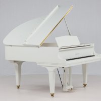 Kawai GE-30 Grand Piano – c2012 - with warm mellow tone, excellent condition and rare finish 