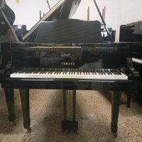 Used, Yamaha, C3