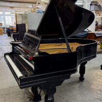 Używany, Steinway & Sons