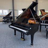 Steinway & Sons Flügel, Modell O-180