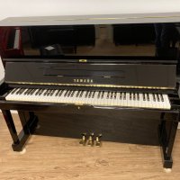 Gebraucht, Yamaha, U1