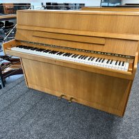Feurich Klavier, modell 110