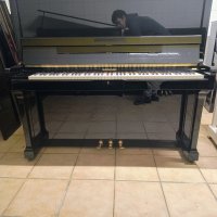 Rameau 131 Aufrechtes Klavier Hochglanz Schwarz 131 cm