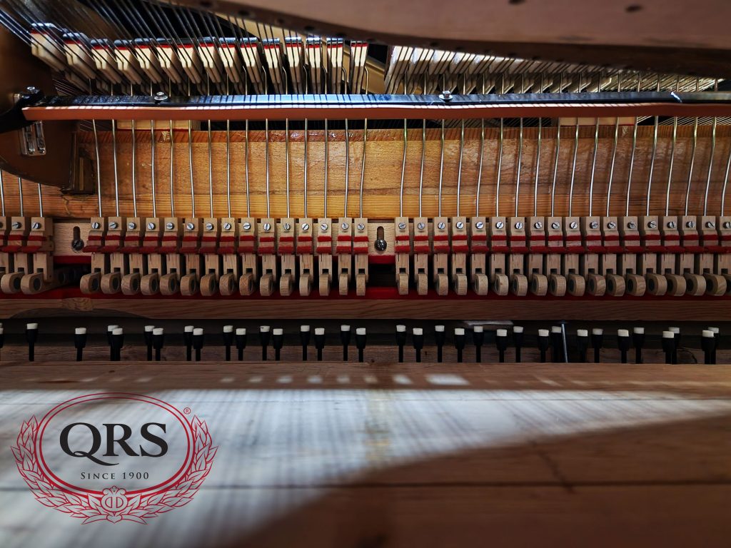 ORS-Systeme im Inneren eines Klaviers