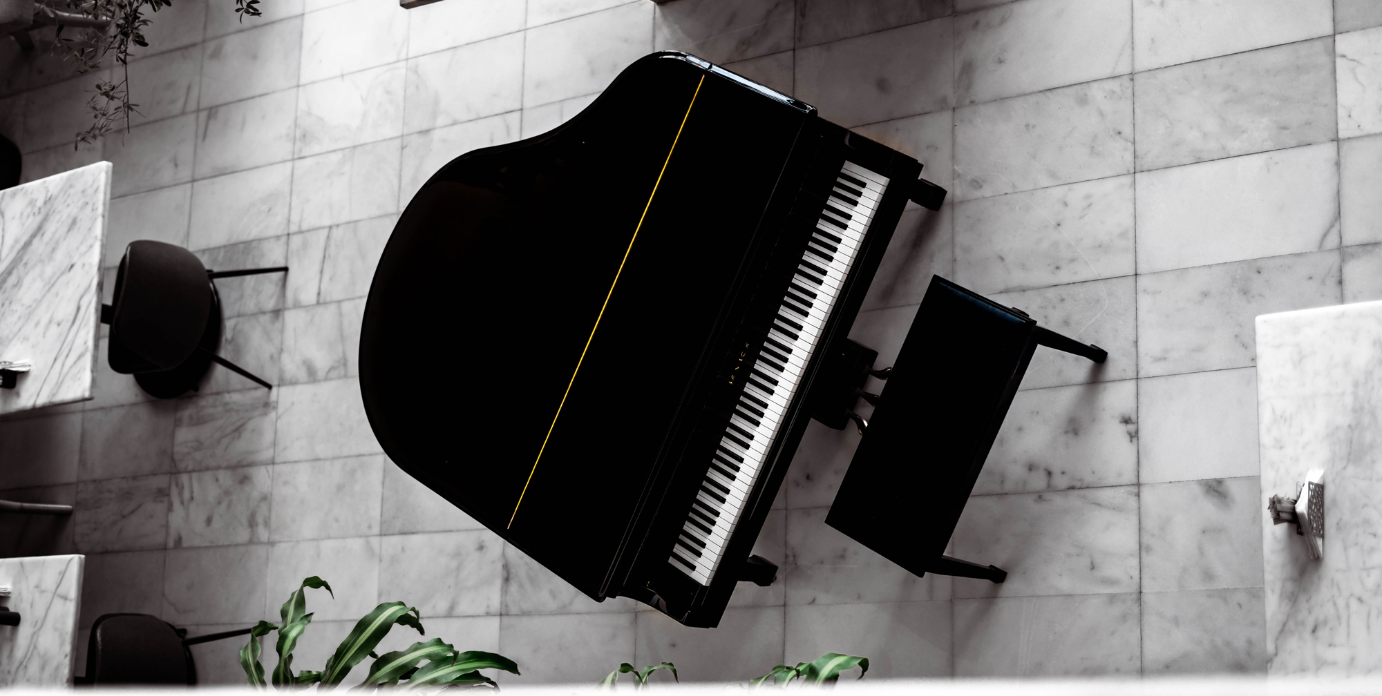Baby grand piano – what are its dimensions, how much does it weigh and how much does it cost?