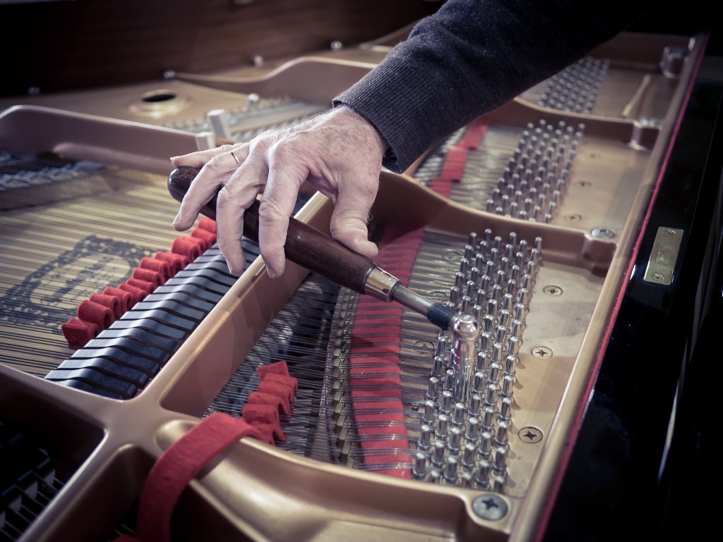 Y a-t-il une différence entre accordage doux et dur d'un piano ?