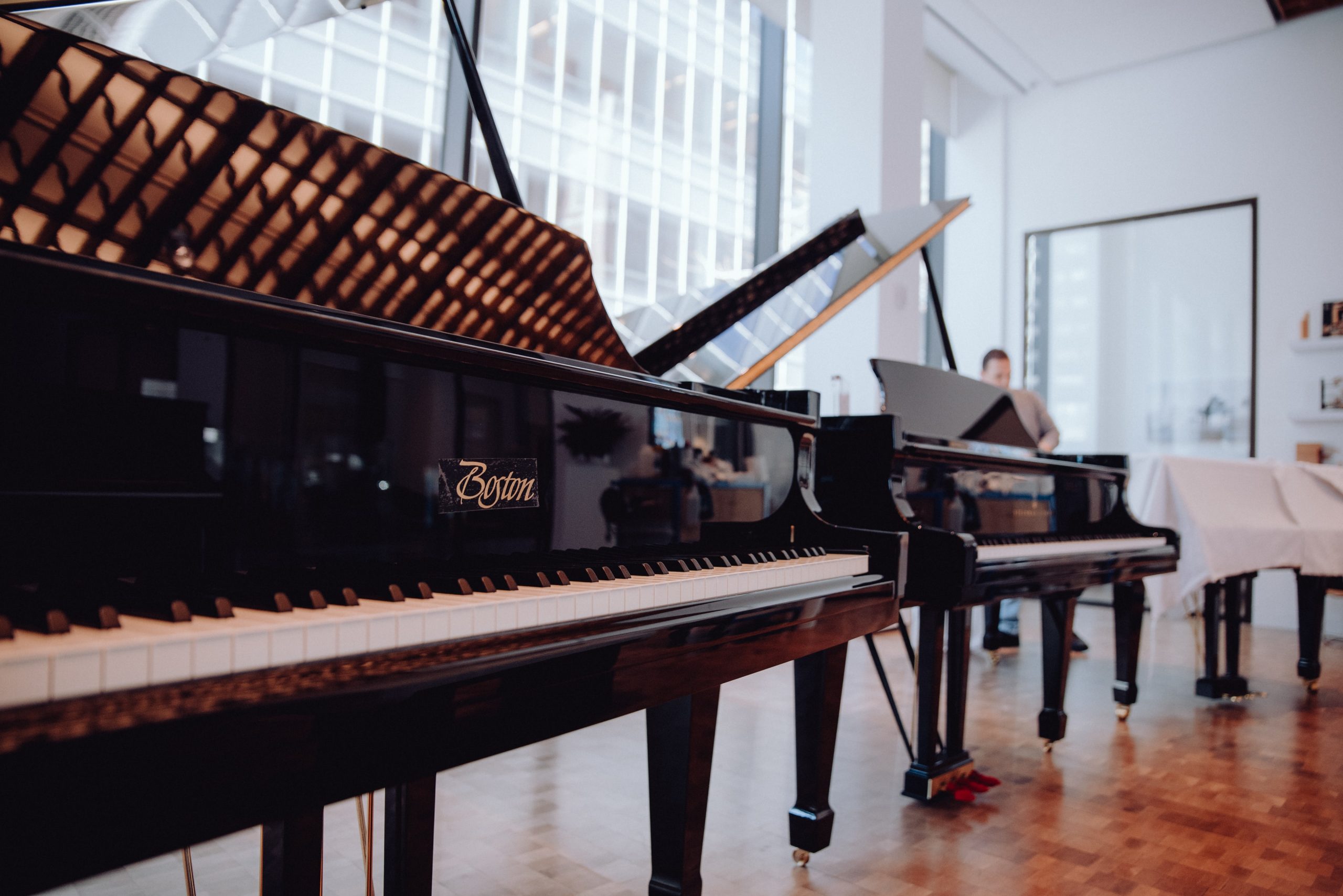 Essex vs. Boston: ein Einkaufsführer für Klavierliebhaber